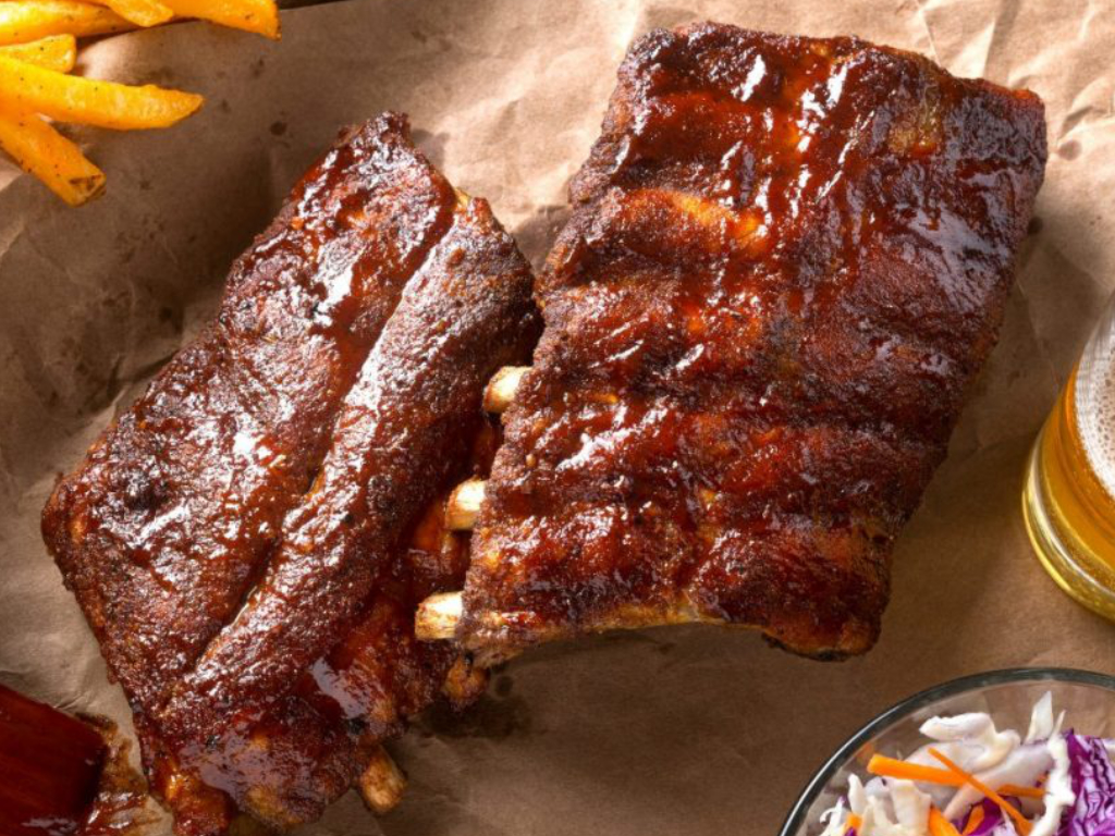 Organic slow-cooked pork ribs