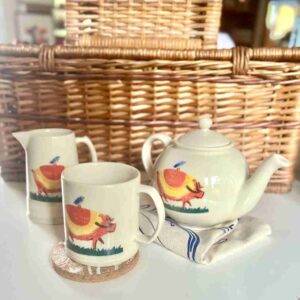 Tea Set Hamper