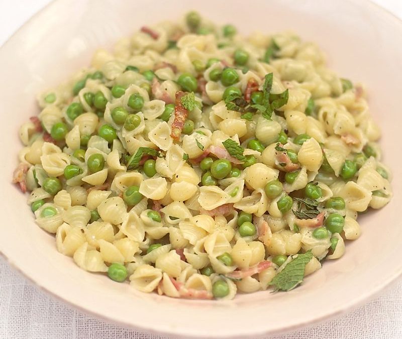 Jamie Oliver’s Bacon and Pea Pasta
