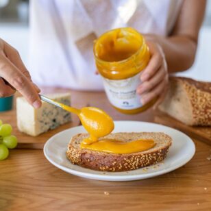 Mellona Raw Honey (Ginger and Turmeric)